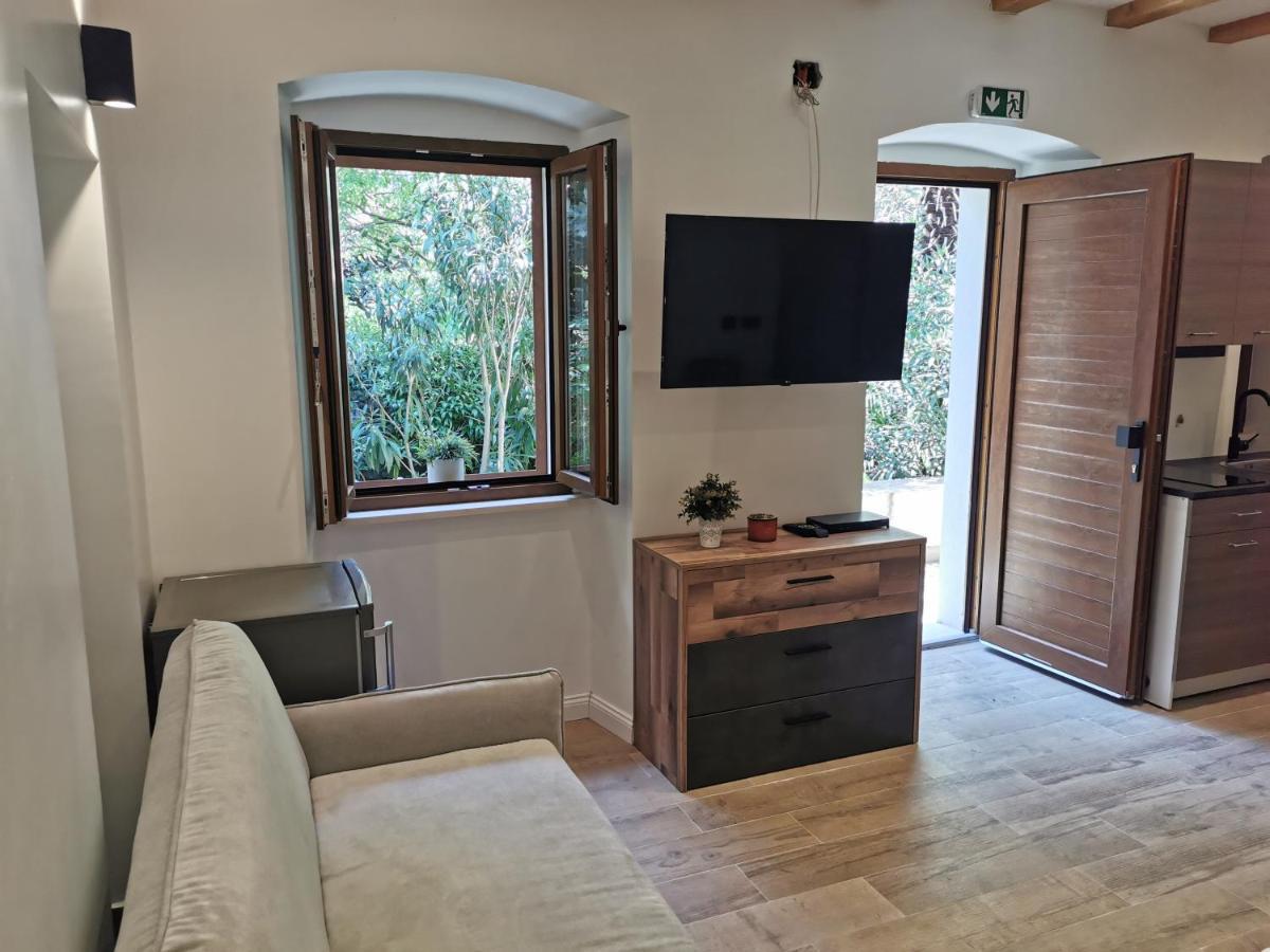 Apartmani Rosa I Linda Рийека Екстериор снимка